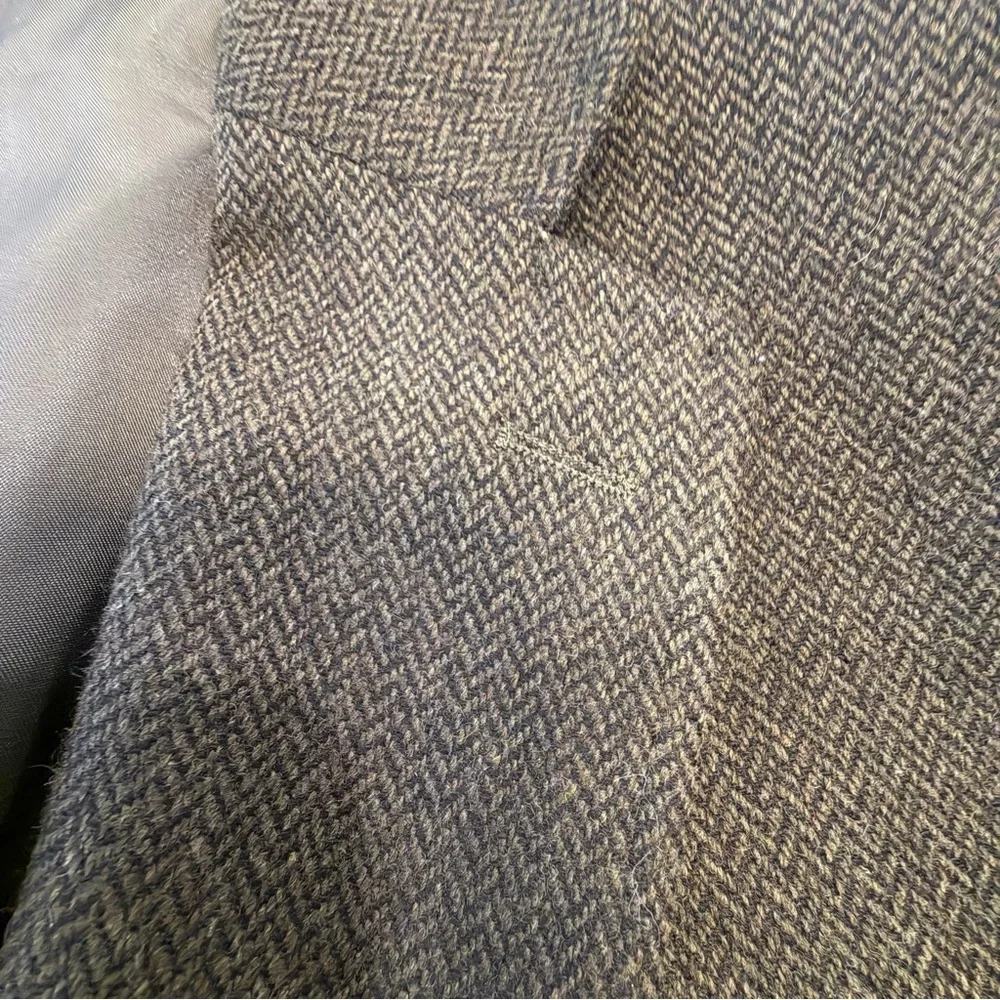 Classic Men's Herringbone Wool Blazer - Olive Brown